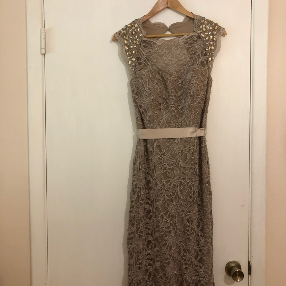 Size 8 lace formal mermaid gown